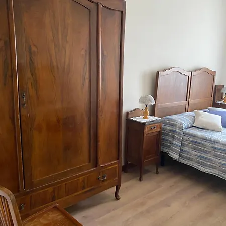 La Corte Di Ottorina Nyaraló *