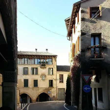 La Corte Di Ottorina